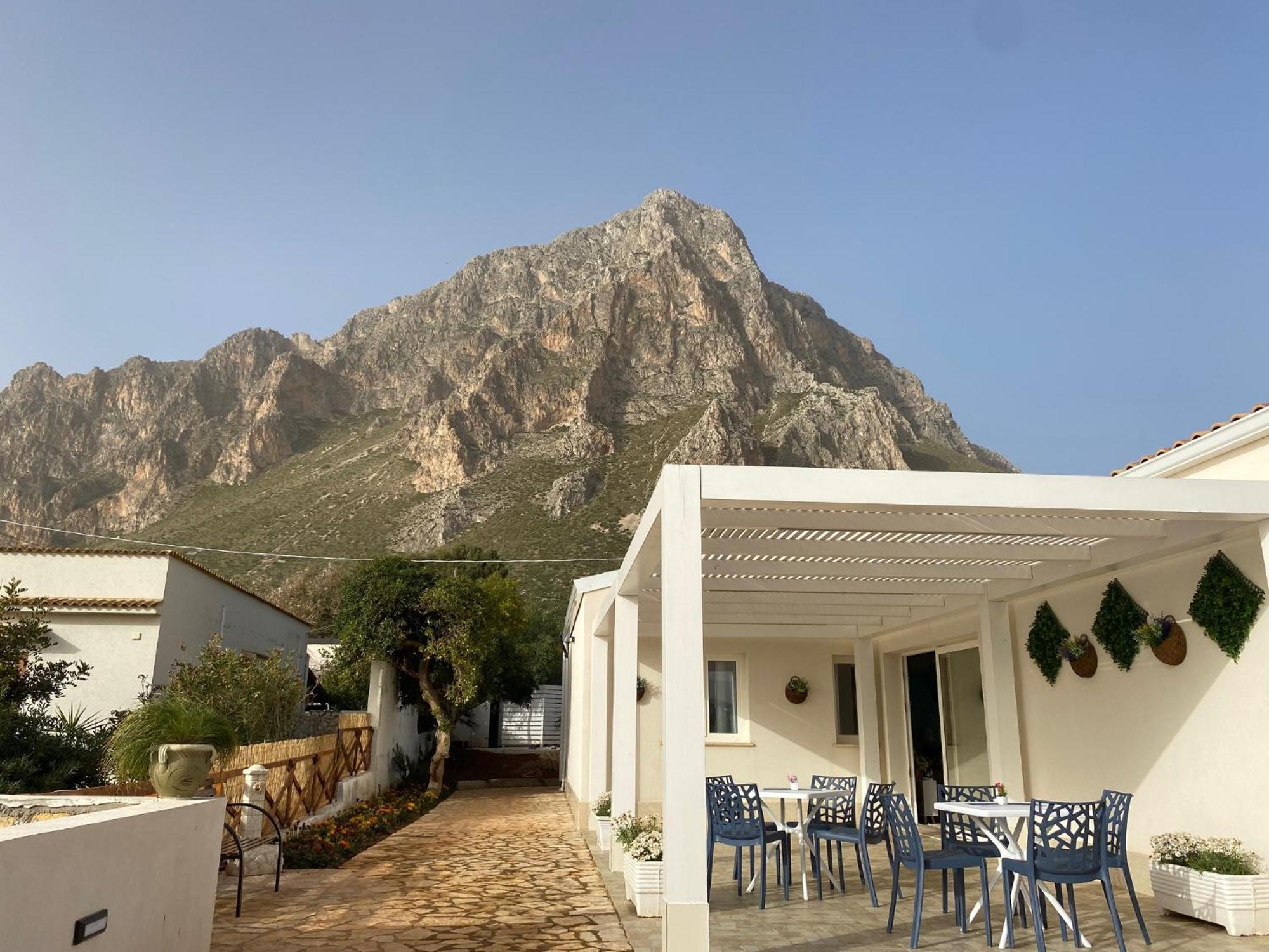 B&B Sicilia In Versi กุสโตนาชี ภายนอก รูปภาพ